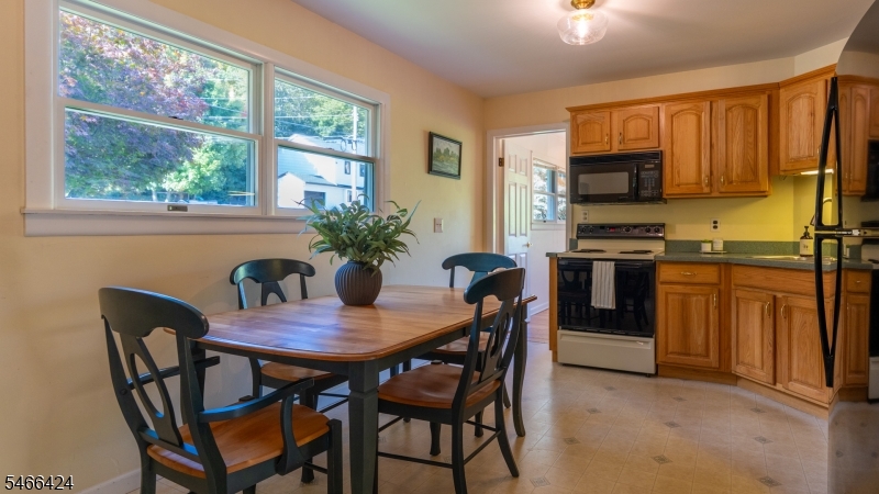 65 Parks Road Denville NJ 07834