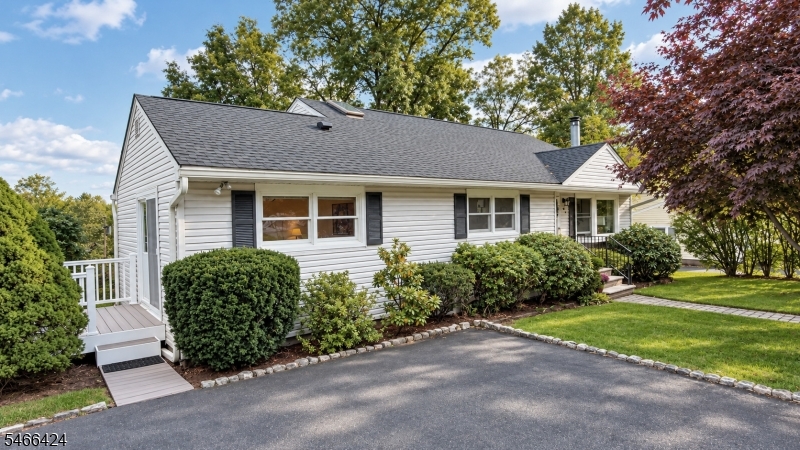 65 Parks Road Denville NJ 07834