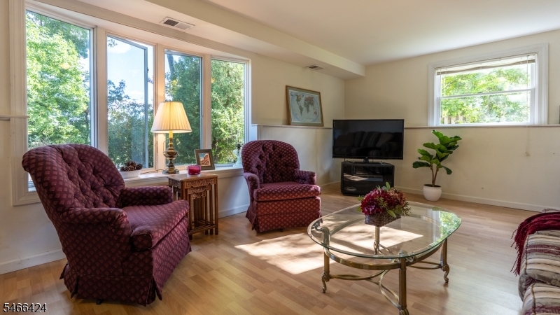 65 Parks Road Denville NJ 07834
