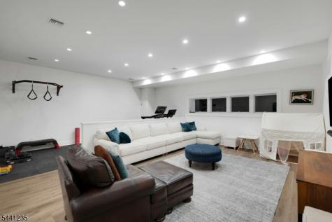 61 Slayton Drive Millburn NJ 07078