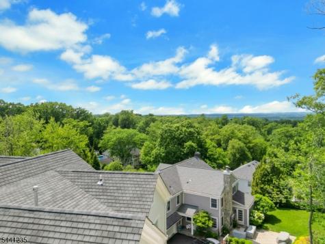 61 Slayton Drive Millburn NJ 07078