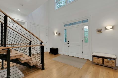 61 Slayton Drive Millburn NJ 07078