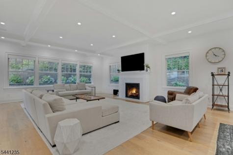 61 Slayton Drive Millburn NJ 07078