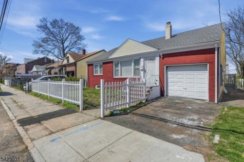 325 Schley Street Newark NJ 07112