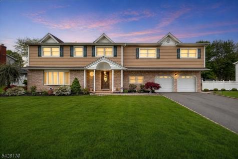 184 Stonehenge Terrace Clark NJ 07066