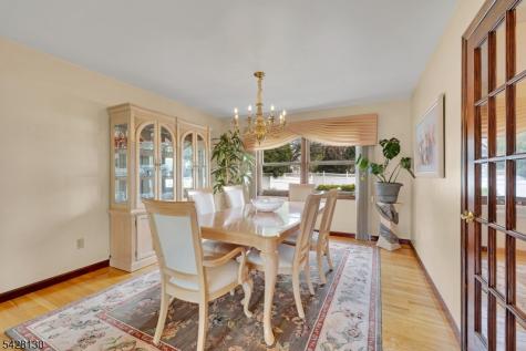 184 Stonehenge Terrace Clark NJ 07066