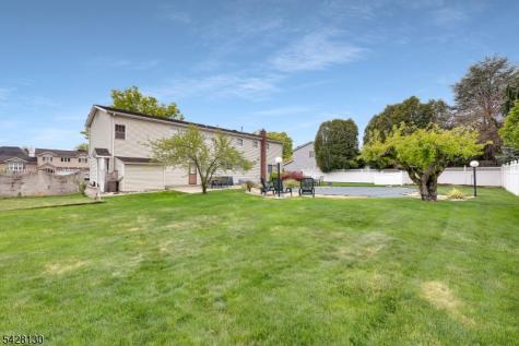 184 Stonehenge Terrace Clark NJ 07066