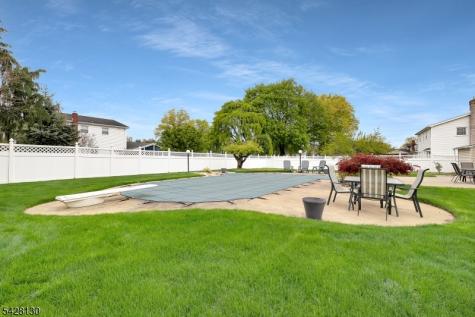 184 Stonehenge Terrace Clark NJ 07066