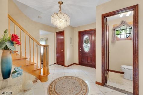 184 Stonehenge Terrace Clark NJ 07066