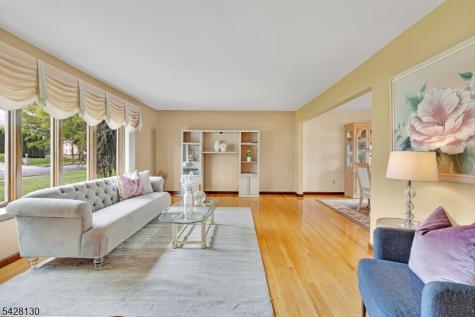 184 Stonehenge Terrace Clark NJ 07066