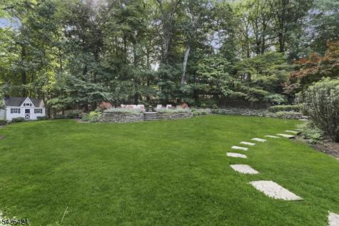 85 Athens Road Millburn NJ 07078