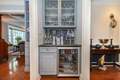 85 Athens Road Millburn NJ 07078