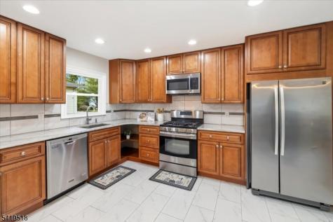 41 Ackerman Drive Fair Lawn NJ 07410