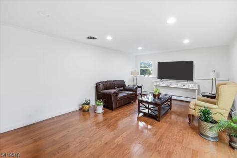 41 Ackerman Drive Fair Lawn NJ 07410