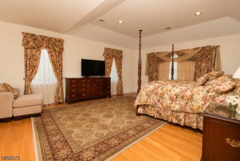 19 Westover Road Verona NJ 07044