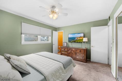 556 Valley Road Clark NJ 07066