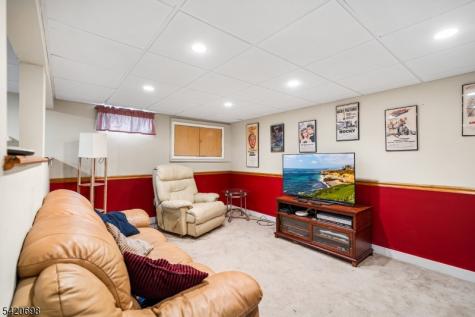 556 Valley Road Clark NJ 07066