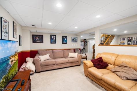 556 Valley Road Clark NJ 07066