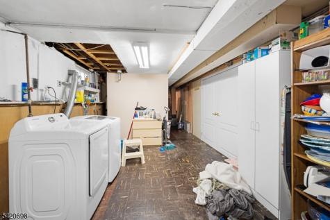 556 Valley Road Clark NJ 07066