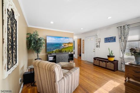 556 Valley Road Clark NJ 07066