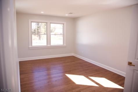 3 Cambridge Road East Hanover NJ 07936