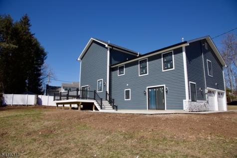 3 Cambridge Road East Hanover NJ 07936
