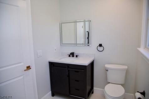 3 Cambridge Road East Hanover NJ 07936