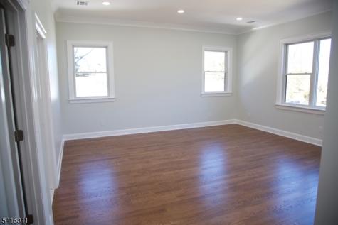 3 Cambridge Road East Hanover NJ 07936