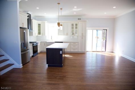 3 Cambridge Road East Hanover NJ 07936