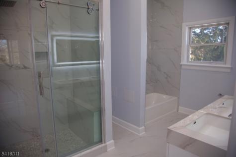 3 Cambridge Road East Hanover NJ 07936