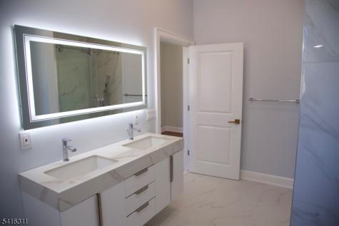 3 Cambridge Road East Hanover NJ 07936