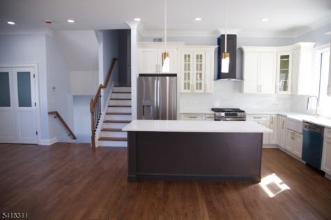 3 Cambridge Road East Hanover NJ 07936