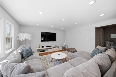 12 Overlook Drive Denville NJ 07834