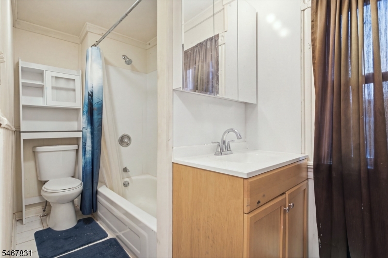 3 Tyndall Avenue Phillipsburg NJ 08865