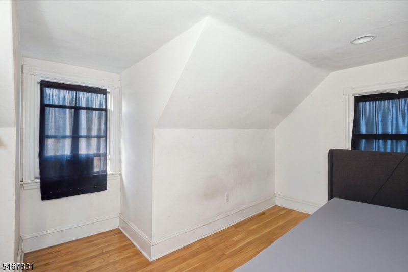 3 Tyndall Avenue Phillipsburg NJ 08865