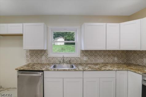 32 High Street Blairstown NJ 07825