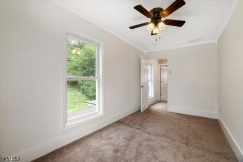 32 High Street Blairstown NJ 07825