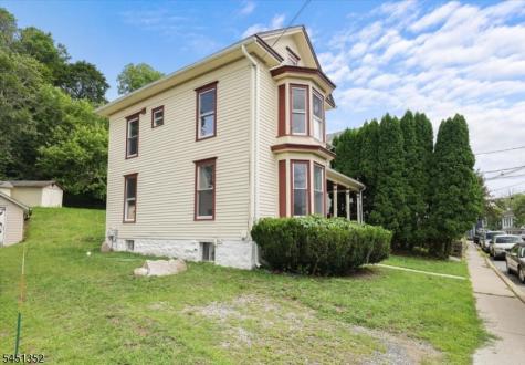 32 High Street Blairstown NJ 07825