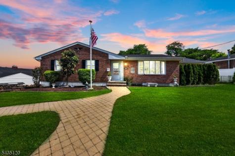 840 Lopatcong Street Belvidere NJ 07823