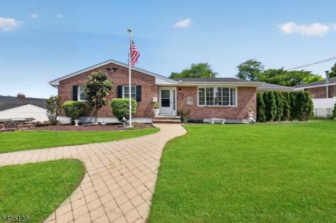 840 Lopatcong Street Belvidere NJ 07823