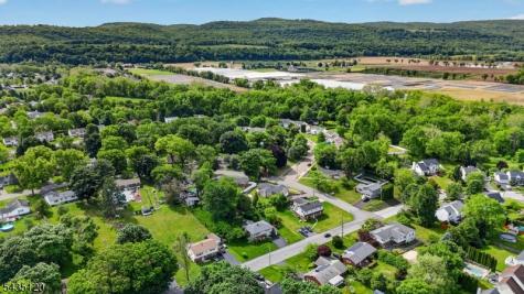 840 Lopatcong Street Belvidere NJ 07823