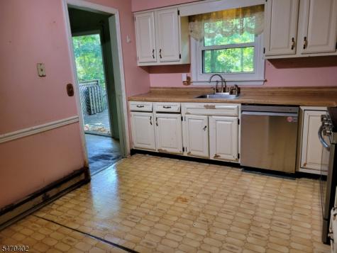 13 Westbrook Road Fredon NJ 07860