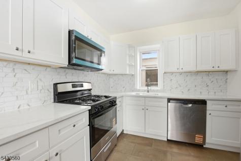 91 Willoughby Street Newark NJ 07112