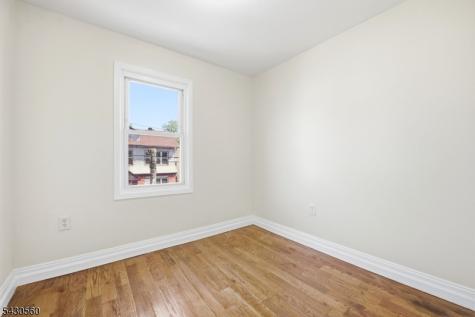 91 Willoughby Street Newark NJ 07112