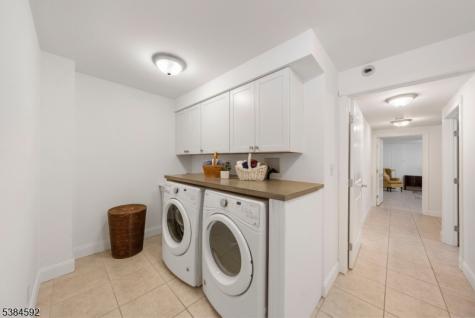 520 W Saddle River Road Ridgewood Village NJ 07450