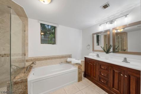 520 W Saddle River Road Ridgewood Village NJ 07450