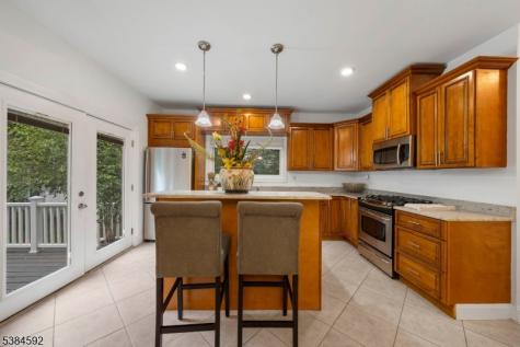 520 W Saddle River Road Ridgewood Village NJ 07450