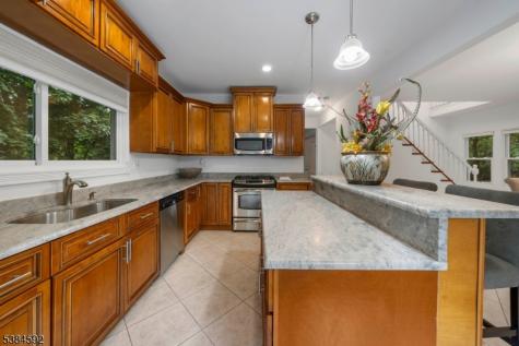 520 W Saddle River Road Ridgewood Village NJ 07450