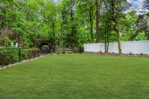 10 Passaic Avenue Roseland NJ 07068