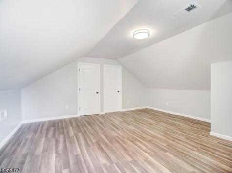 4 Emmans Road Roxbury NJ 07852